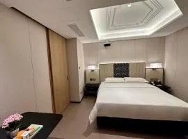Metropolo Shijiazhuang Yuhua Wanda Plaza