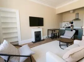 Modern Flat - Main St, Campbeltown