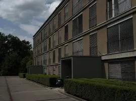 Quiet Apartment Near City Centre & Zoo