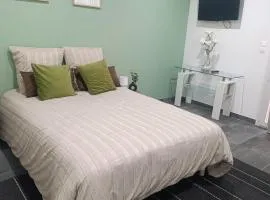 Studio Boulazac proche Palio