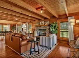 Creeks Cabin Luxury Retreat 15 min to Downtown Nashville