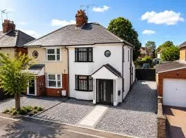 Super Modern 3 bedroom semi-detached.