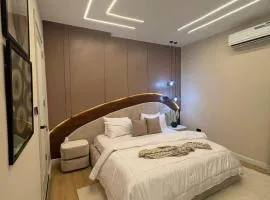 TC luxury home