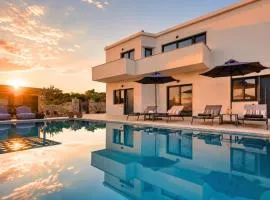 Pranvera Villa Sea View & Pool
