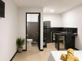 Anluka House tapir
