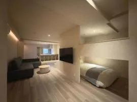 Marumasa by b hotel - Renovated Double Bunk Bed & 2-Bath near Peace Park