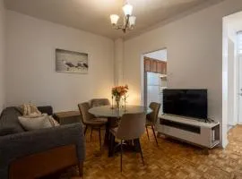 Refined Downtown Getaway – A Stylish Stay