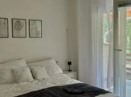 Fehér Villa