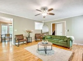 Family Getaway in Kennesaw! Spacious Home