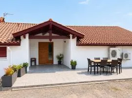 Ferme Rénovée Pays-Basque