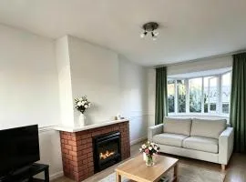 Stylish & Comfortable Home in the Heart of Louth
