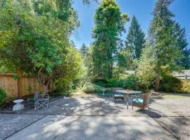 Private Yard & Patio! Pet-Friendly Lynnwood Home
