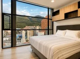 Apartaestudio con Vista a Monserrate en el Centro Internacional