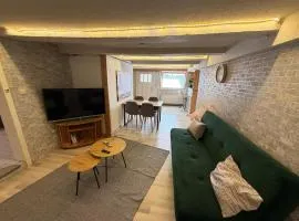 Modern apartment in Messe or Montage near Messe