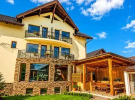 Vila Emerald Residence