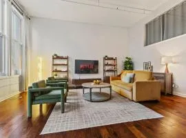 New Downtown Indy Group Stay-4BR-Sleeps 14