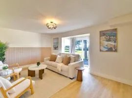 Parkway Boutique Suite C