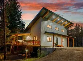 Prism Peaks - Hot Tub, Fire Pit, AC, Yellowstone, ATV, Views
