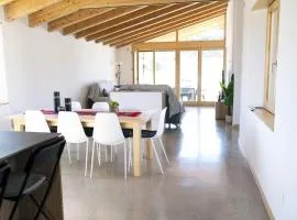 Can Mireia Arnes · Els Ports · Piscina gratuita