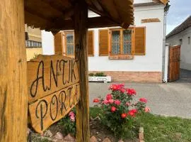 Antik Porta-Hangulatos parasztház kerttel,borospincével és infraszaunával
