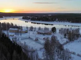 Full Cottage, pay per rooms, 1-5persons 1room, 6-9persons 2rooms, 9-13persons 3rooms