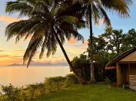 Fare Pae Miti Beach Punaauia Beachfront Beach access Moorea View