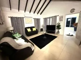Serene Family-friendly Home With Pool & Gym