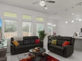 2023 Modern 3BR Fast WiFi Workspace Pet-friendly Garage Yard