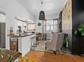 The Vintage Retreat - 2 Bed - Seperate outhouse