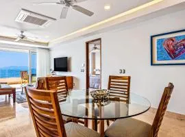 Blue Horizon 204 | 1BR/1BA Puerto Vallarta | Ocean View, Pool, Gym
