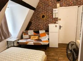 Studio 20 minutes à pieds de la gare de Montluçon
