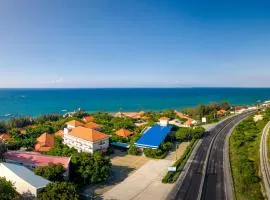 Phu Yen Beachfront Fishing Village Homestay