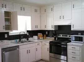 Entire House Near Atlanta-Peachtree Southern Charm