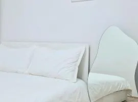 Doha Stay 2 Bedrooms 3 queen beds #5 Minutes to Gwangalli Station, 15 Minutes to Gwangalli Beach