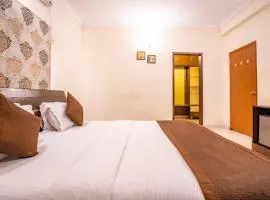 HOTEL new MYTHRI INN