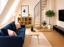 DWUPIĘTROWY apartament Z DWOMA sypialniami ,SALONEM i darmowym PARKINGIEM w centrum miasta Pod Złotym Lwem 5