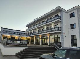 Airport Hotel, hotel din Tautii Magheraus