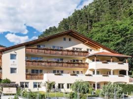 Saldur Small Active Hotel, hotel con parcheggio a Sluderno