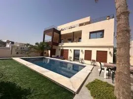 Luxury Sea View Villa with 2 Pools
