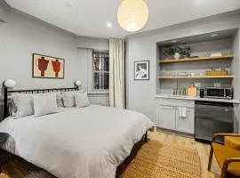 Suite 1B at Maison Dupont a Dupont Circle Inn