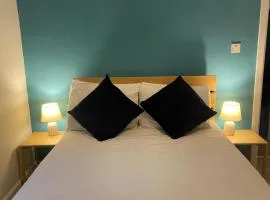 Gloucester Park Apartments by Kahuna Stays