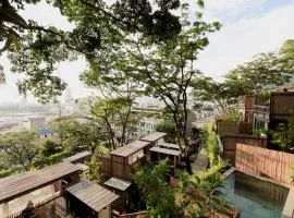 Dinso Resort & Villas Phuket, Vignette Collection by IHG