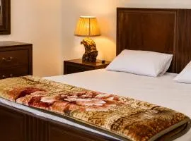 Mir Khan Khail Guest House