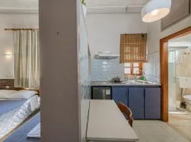 Bikakis Family Apartments