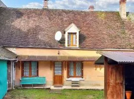 Maison charmante au cœur de Pousseaux avec grand jardin