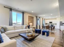 Luxe Landing Stylish Getaway Near Peterson SFB