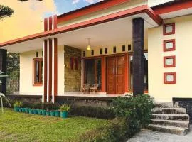 Villa Restu 5 Cozy 2BR Mountain View in Puncak
