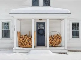 Vermont Farmhouse Escape Near Okemo