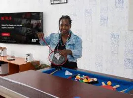 Cozy Rooms JKIA -Games Nights - Gated - Secure -3 Bedroom -5 Beds -2Baths -15Mins to JKIA-SGR