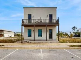 Dog-friendly bay view duplex with full kitchen washer&dryer & central AC